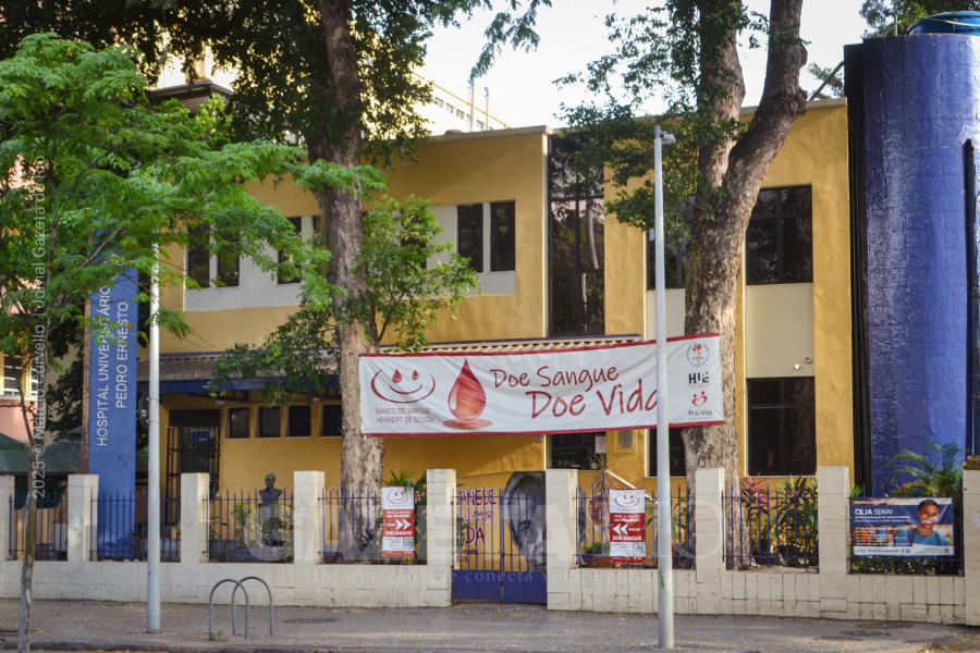 Secti e Faperj promovem campanha “Doe Vida” no HUPE no Dia Nacional do Doador de Sangue