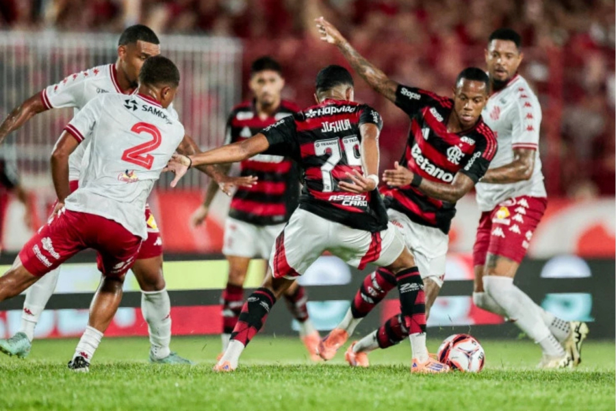 Bangu vence o Flamengo e larga na frente no Campeonato Carioca