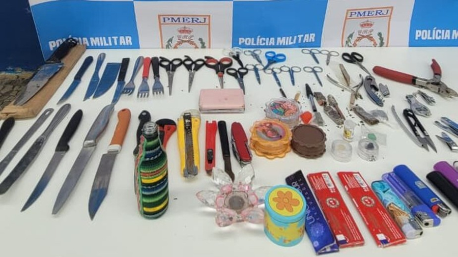 Polícia Militar apreende 49 objetos perfurocortantes no Chá da Alice, primeiro megabloco do Carnaval 2026
