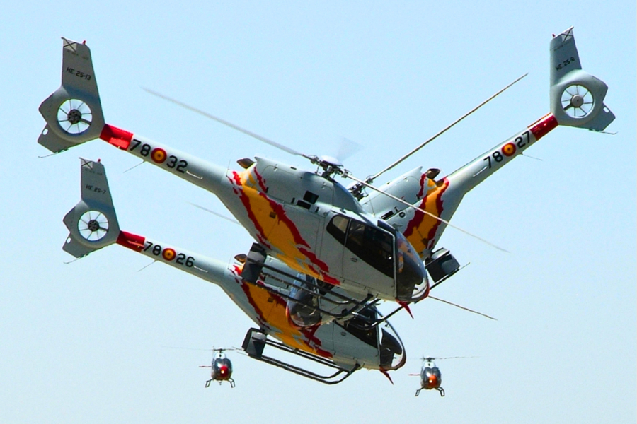 Rio recebe espetáculo aéreo inédito com esquadrilha de helicópteros da Força Aérea da Espanha