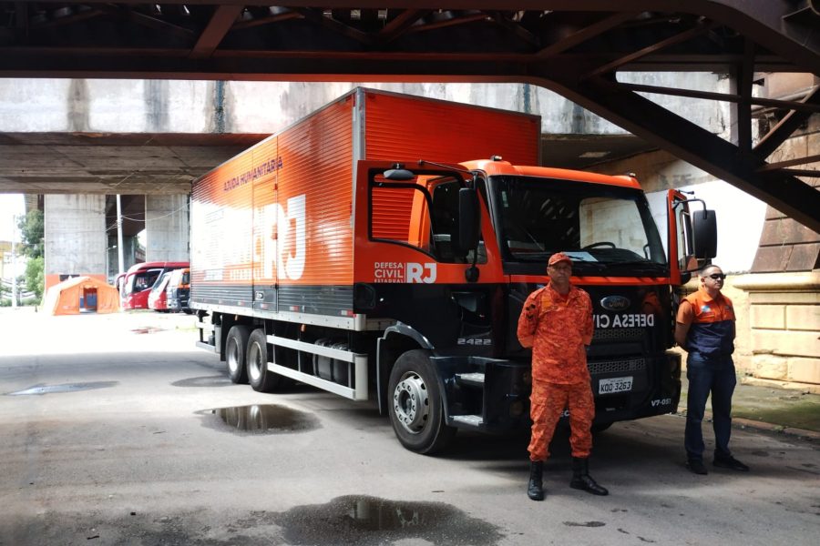 Governo do Estado amplia envio de maquinários e ajuda humanitária após chuvas intensas 