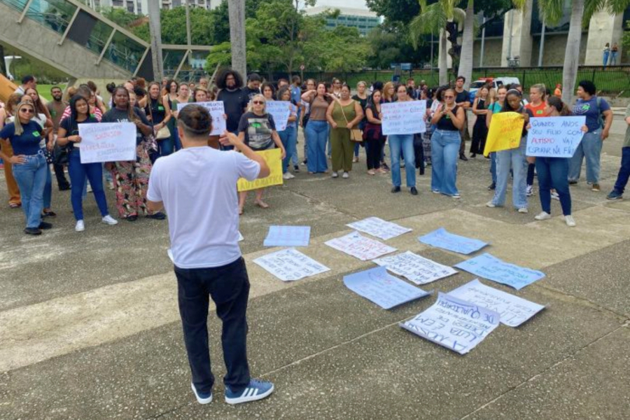 Médicos e enfermeiros mantêm greve após negociação sem acordo com a Prefeitura do Rio