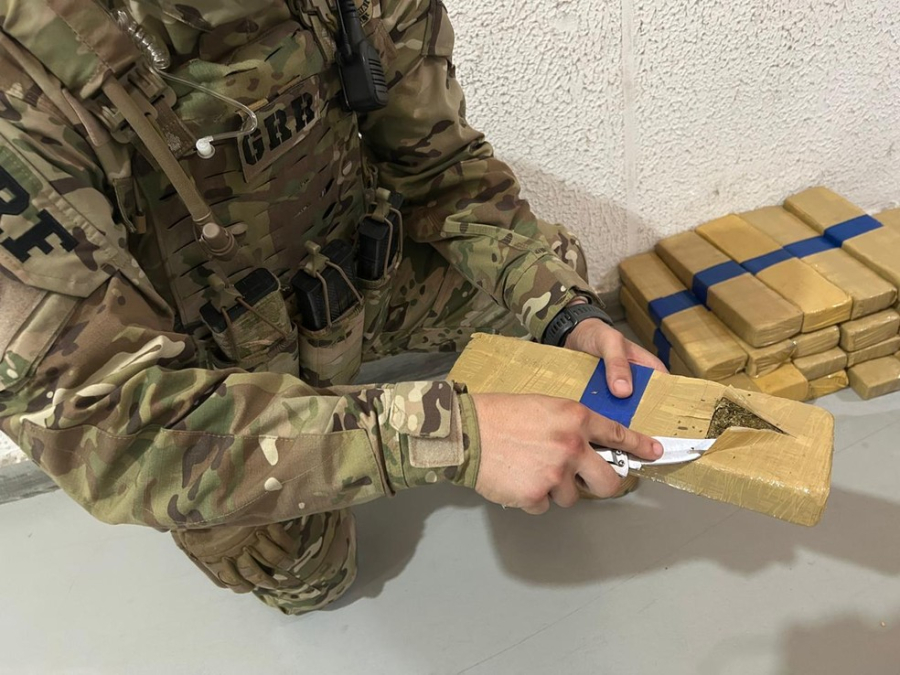 Polícia Civil intercepta caminhão com cerca de meia tonelada de maconha na Via Dutra, em Itatiaia