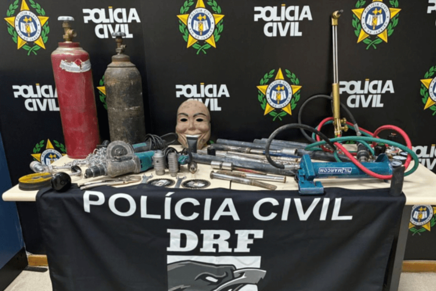 Polícia Civil impede roubo a joalheria e prende suspeito no Centro do Rio