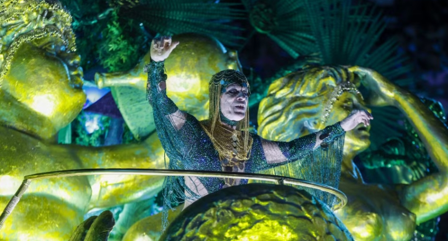 Imperatriz Leopoldinense tem desfile prejudicado por carros alegóricos da Acadêmicos de Niterói